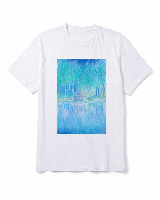 Cozy house near water